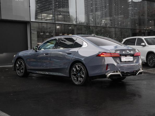 BMW 5 серии VIII (G60/G61/G68) с пробегом 2024 года, цена 6 220 000 рублей, 23060 км, седан, Автокод Объявления