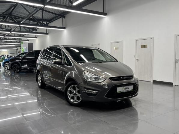 Ford S-MAX I Рестайлинг с пробегом 2012 года, цена 1 070 000 рублей, 284419 км, минивэн, Автокод Объявления