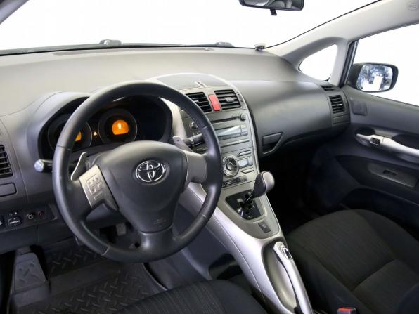 Toyota Auris I с пробегом 2008 года, цена 590 000 рублей, 151949 км, хэтчбек, Автокод Объявления