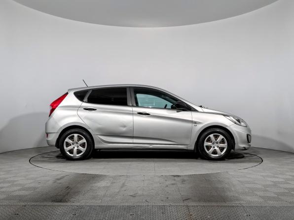 Hyundai Solaris I с пробегом 2014 года, цена 675 000 рублей, 141566 км, хэтчбек, Автокод Объявления
