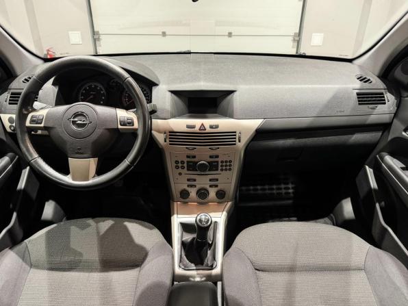 Opel Astra H Рестайлинг с пробегом 2007 года, цена 423 169 рублей, 143311 км, хэтчбек, Автокод Объявления
