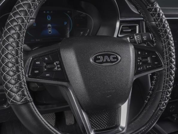 JAC J7 I с пробегом 2023 года, цена 1 260 000 рублей, 93400 км, лифтбек, Автокод Объявления