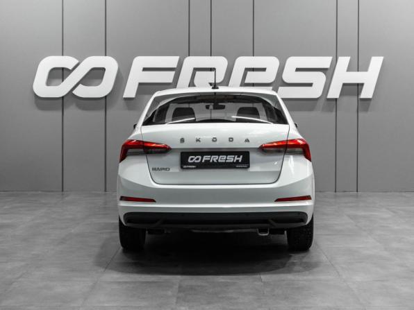 Skoda Rapid II с пробегом 2021 года, цена 1 665 000 рублей, 46691 км, лифтбек, Автокод Объявления