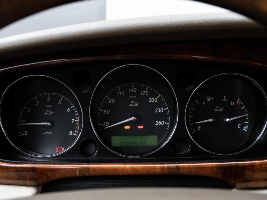 Jaguar XJ III (X350/X358) Краснодар  - изображение 22