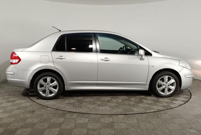 Nissan Tiida I Рестайлинг с пробегом 2013 года, цена 1 070 000 рублей, 91964 км, седан, Автокод Объявления