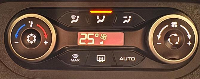 Lada (ВАЗ) Vesta I с пробегом 2017 года, цена 721 000 рублей, 106000 км, седан, Автокод Объявления