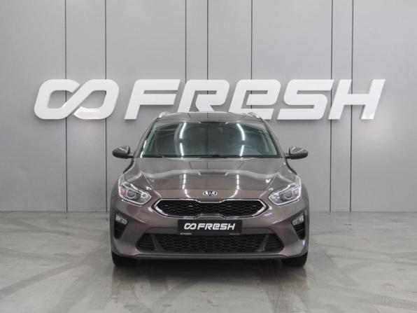 Kia Ceed III с пробегом 2019 года, цена 1 596 070 рублей, 104397 км, универсал, Автокод Объявления