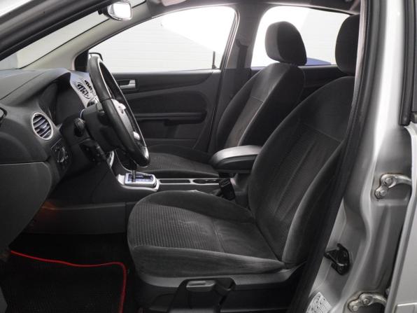Ford Focus II с пробегом 2006 года, цена 399 000 рублей, 221095 км, седан, Автокод Объявления