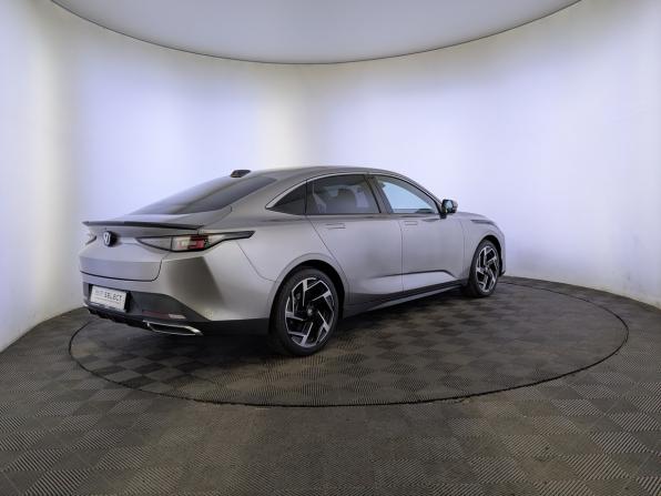 Changan Lamore с пробегом 2023 года, цена 1 970 000 рублей, 21400 км, седан, Автокод Объявления