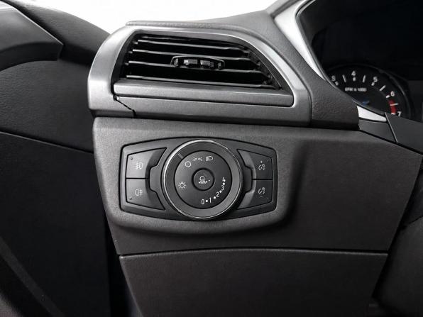 Ford Mondeo V с пробегом 2016 года, цена 1 399 000 рублей, 271239 км, седан, Автокод Объявления