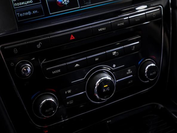 Jaguar XJ IV (X351) с пробегом 2012 года, цена 2 254 230 рублей, 186002 км, седан, Автокод Объявления
