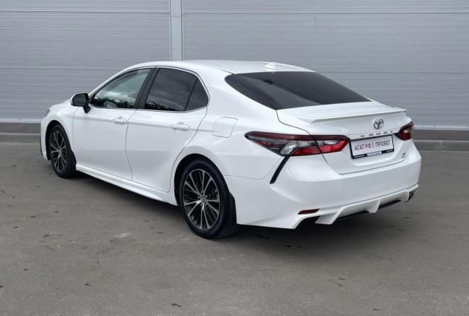 Toyota Camry VIII (XV70) Рестайлинг с пробегом 2021 года, цена 3 115 000 рублей, 21753 км, седан, Автокод Объявления