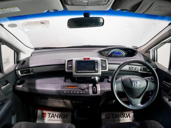 Honda Freed I Рестайлинг с пробегом 2012 года, цена 1 200 000 рублей, 64000 км, компактвэн, Автокод Объявления