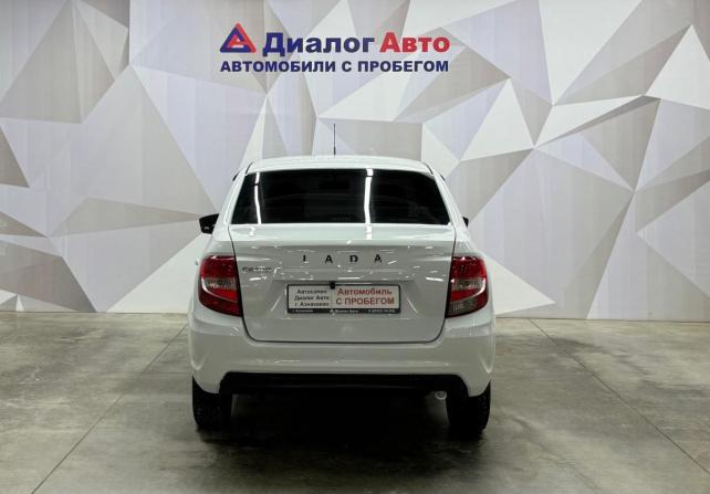 Lada (ВАЗ) Granta I Рестайлинг с пробегом 2024 года, цена 700 000 рублей, 31936 км, седан, Автокод Объявления