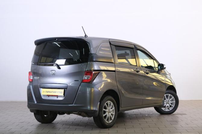 Honda Freed I с пробегом 2011 года, цена 1 249 000 рублей, 185000 км, компактвэн, Автокод Объявления