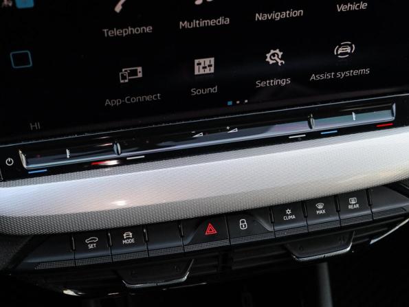 Skoda Octavia IV (A8) с пробегом 2022 года, цена 2 760 000 рублей, 59122 км, лифтбек, Автокод Объявления
