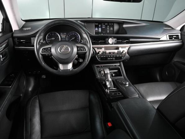 Lexus ES VI Рестайлинг с пробегом 2015 года, цена 2 499 000 рублей, 124354 км, седан, Автокод Объявления