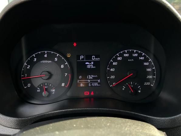 Hyundai Solaris II Рестайлинг с пробегом 2022 года, цена 1 730 000 рублей, 61590 км, седан, Автокод Объявления