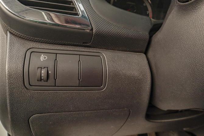Hyundai Solaris I с пробегом 2012 года, цена 829 000 рублей, 190100 км, хэтчбек, Автокод Объявления
