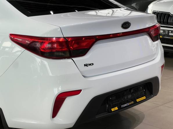 Kia Rio IV с пробегом 2018 года, цена 1 120 000 рублей, 215101 км, седан, Автокод Объявления