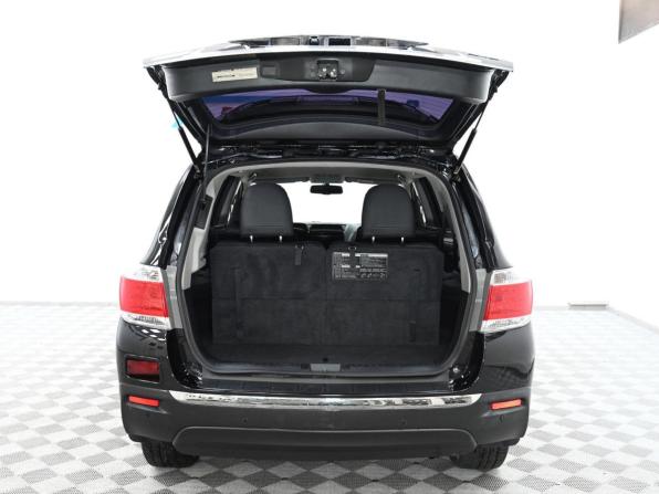 Toyota Highlander II (XU40) Рестайлинг с пробегом 2013 года, цена 1 299 000 рублей, 138358 км, внедорожник, Автокод Объявления