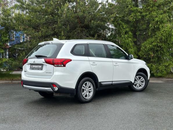 Mitsubishi Outlander III Рестайлинг 2 с пробегом 2018 года, цена 2 045 000 рублей, 77837 км, внедорожник, Автокод Объявления