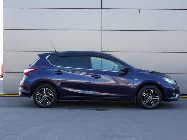 Nissan Tiida II с пробегом 2015 года, цена 979 000 рублей, 139000 км, хэтчбек, Автокод Объявления