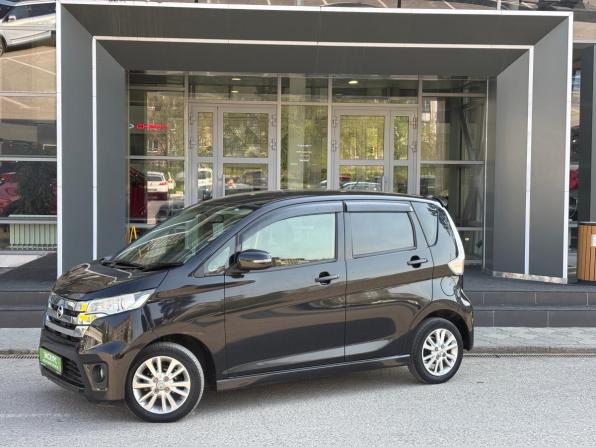 Nissan Dayz I Рестайлинг с пробегом 2015 года, цена 650 000 рублей, 177000 км, хэтчбек, Автокод Объявления