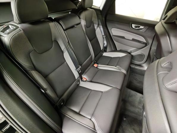 Volvo XC60 II Рестайлинг с пробегом 2025 года, цена 6 495 000 рублей, 14631 км, внедорожник, Автокод Объявления