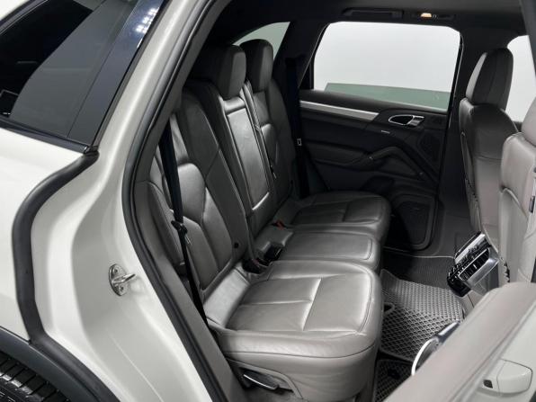Porsche Cayenne II (958) с пробегом 2010 года, цена 2 444 900 рублей, 186466 км, внедорожник, Автокод Объявления