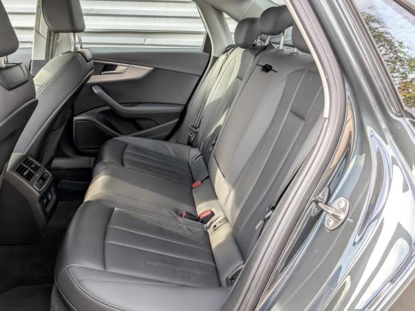 Audi A4 V (B9) Рестайлинг с пробегом 2020 года, цена 3 245 000 рублей, 114649 км, седан, Автокод Объявления