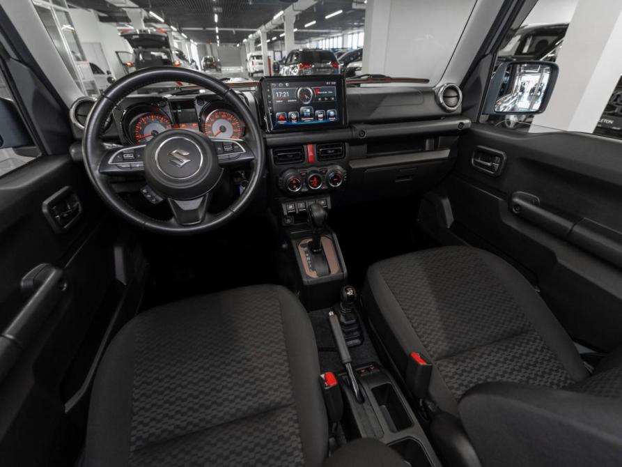 Suzuki Jimny IV Москва  - изображение 7