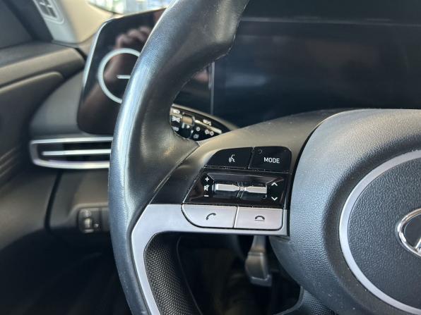 Hyundai Elantra VII (CN7) с пробегом 2022 года, цена 1 899 000 рублей, 71283 км, седан, Автокод Объявления