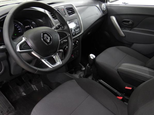 Renault Sandero II Рестайлинг с пробегом 2020 года, цена 1 235 000 рублей, 30000 км, хэтчбек, Автокод Объявления