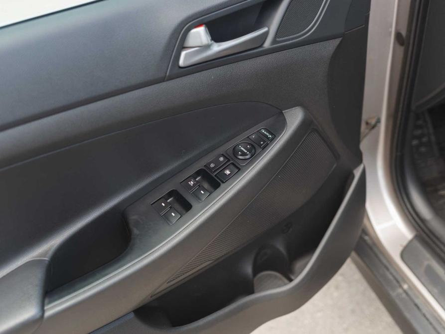 Hyundai Tucson III Новосибирск  - изображение 16