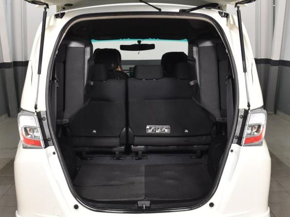 Honda Freed I Рестайлинг с пробегом 2012 года, цена 1 254 997 рублей, 126841 км, компактвэн, Автокод Объявления