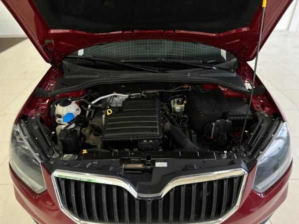 Skoda Yeti I Рестайлинг с пробегом 2017 года, цена 1 540 000 рублей, 115903 км, внедорожник, Автокод Объявления