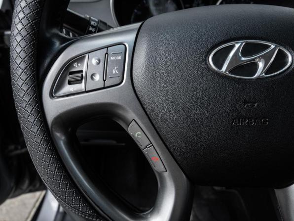 Hyundai ix35 I Рестайлинг с пробегом 2015 года, цена 1 537 000 рублей, 95185 км, внедорожник, Автокод Объявления