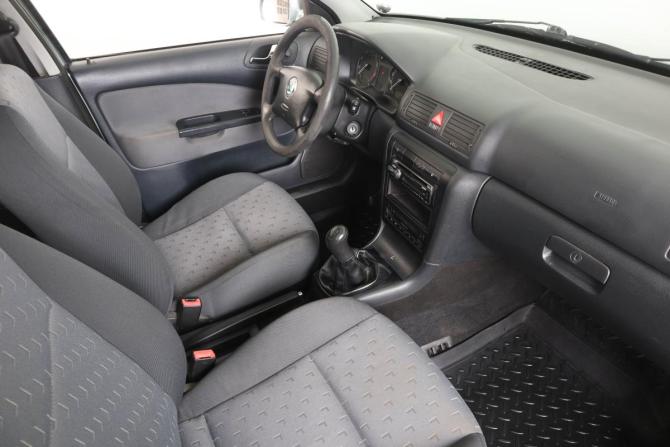 Skoda Octavia I (A4) Рестайлинг с пробегом 2009 года, цена 479 000 рублей, 216000 км, лифтбек, Автокод Объявления