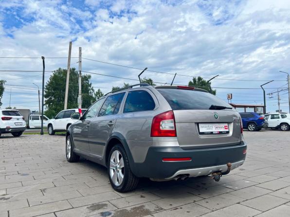 Skoda Octavia II (A5) Рестайлинг с пробегом 2011 года, цена 970 000 рублей, 270559 км, универсал, Автокод Объявления
