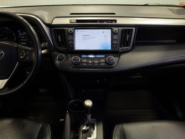 Toyota RAV4 IV (XA40) Рестайлинг с пробегом 2018 года, цена 2 750 000 рублей, 199902 км, внедорожник, Автокод Объявления