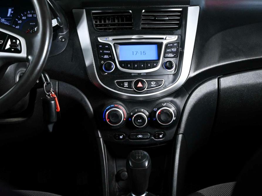 Hyundai Solaris I Екатеринбург  - изображение 12