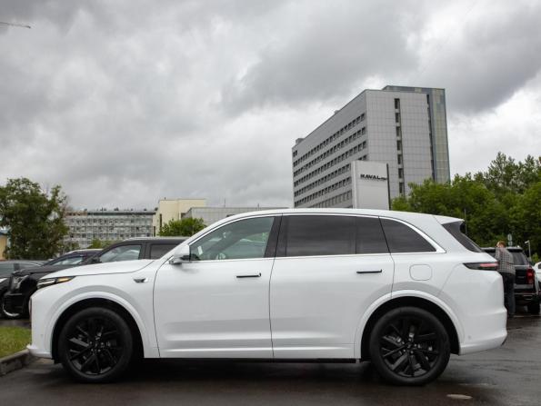 Li Auto (Lixiang) L7 I с пробегом 2023 года, цена 5 548 000 рублей, 39901 км, внедорожник, Автокод Объявления