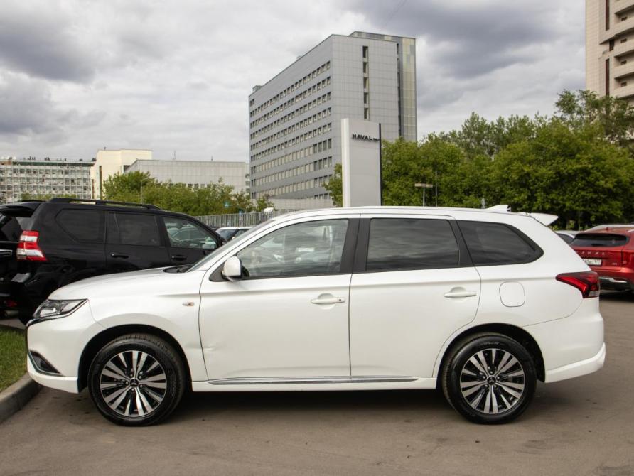 Mitsubishi Outlander III Рестайлинг 3 Москва  - изображение 7