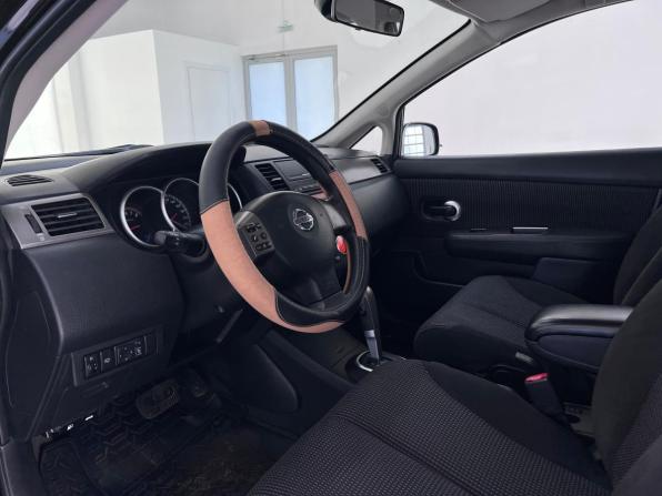 Nissan Tiida I Рестайлинг с пробегом 2012 года, цена 950 000 рублей, 141203 км, хэтчбек, Автокод Объявления