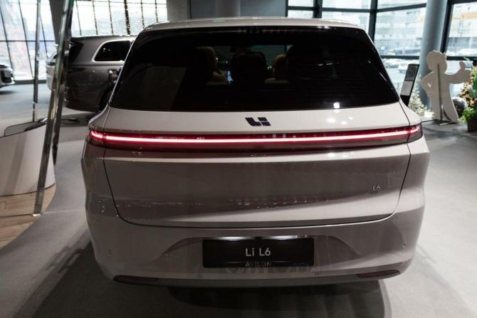 Новый Li Auto (Lixiang) L6 2025 года, цена 8 449 000 рублей, внедорожник, Автокод Объявления