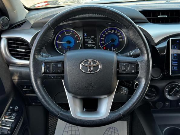 Toyota Hilux VIII с пробегом 2019 года, цена 3 990 000 рублей, 47000 км, пикап, Автокод Объявления