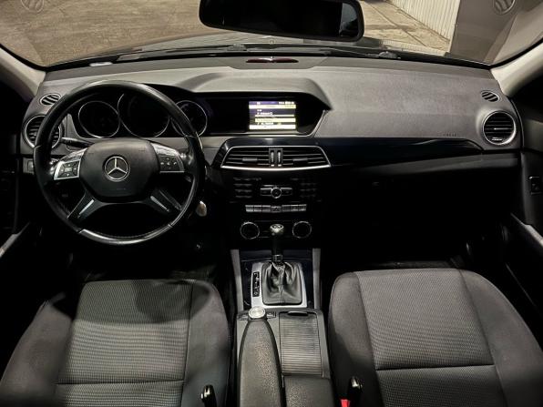 Mercedes-Benz C-Класс III (W204) Рестайлинг с пробегом 2011 года, цена 1 295 000 рублей, 259247 км, седан, Автокод Объявления