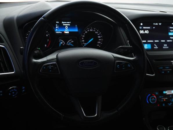 Ford Focus III Рестайлинг с пробегом 2017 года, цена 1 032 051 рубль, 133279 км, хэтчбек, Автокод Объявления