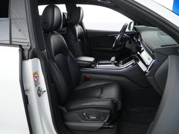 Audi Q8 I (4M) с пробегом 2019 года, цена 5 899 044 рубля, 126300 км, внедорожник, Автокод Объявления